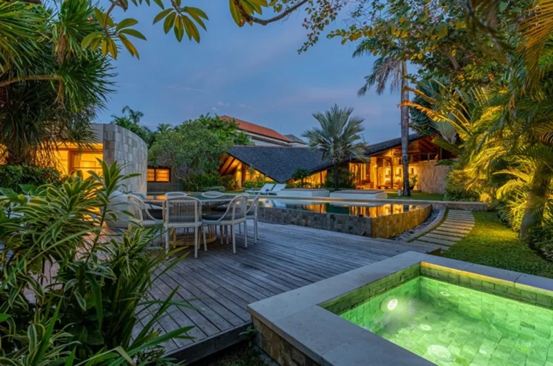 The Layar Four Bedroom Villa Swimming Pool 3