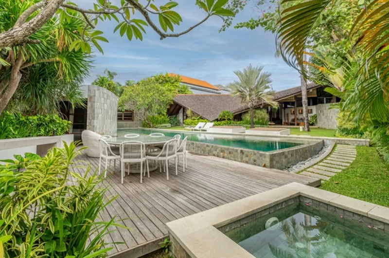 The Layar Four Bedroom Villa Swimming Pool 5
