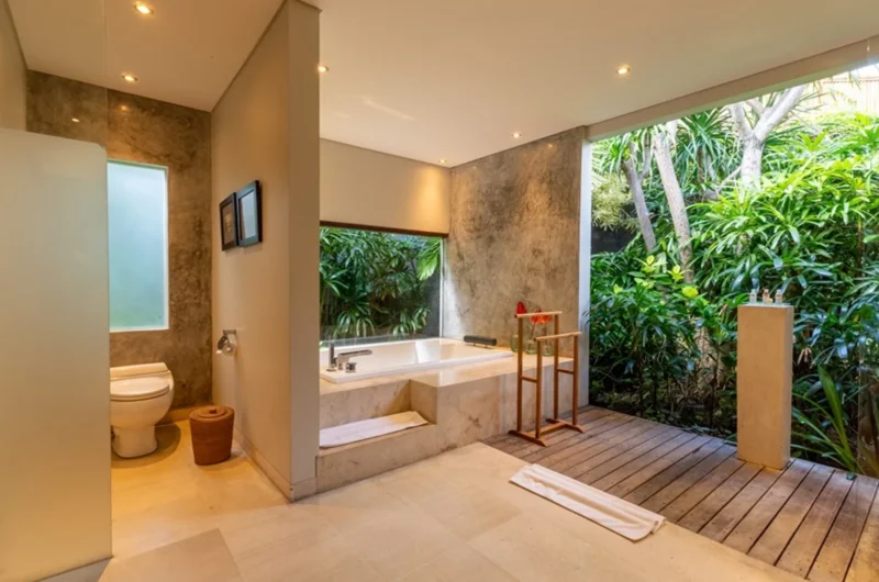 The Layar Three Bedroom Villa Bathroom 3