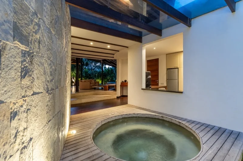 The Layar Two Bedroom Jacuzzi 2